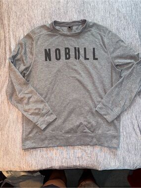 NOBULL Heather Grey Men's Crewneck Pullover